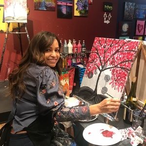 Meet your Posher, Elidia